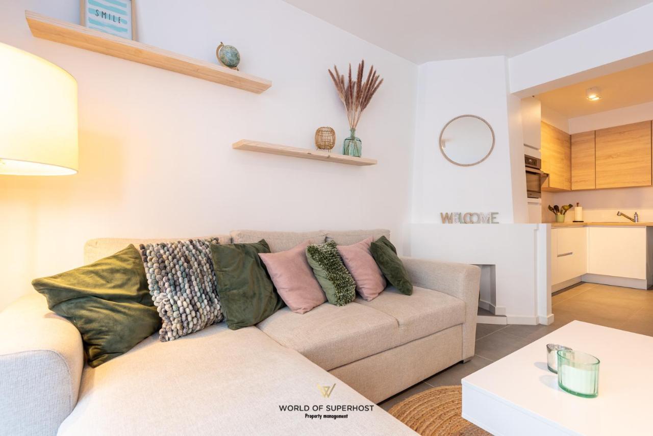 Spacious Apartment Closeby The Sea Up To 6 People! Oostende Eksteriør billede