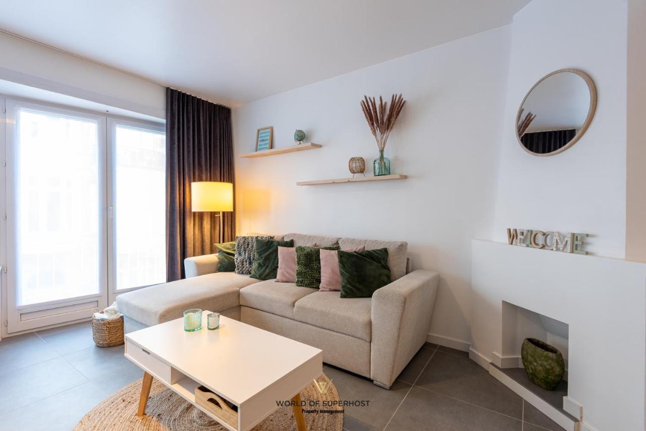 Spacious Apartment Closeby The Sea Up To 6 People! Oostende Eksteriør billede