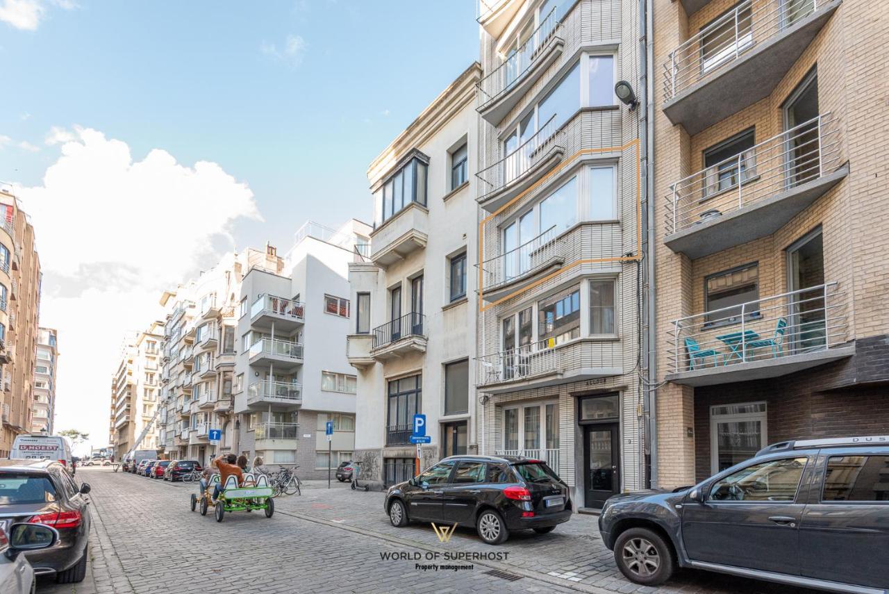 Spacious Apartment Closeby The Sea Up To 6 People! Oostende Eksteriør billede